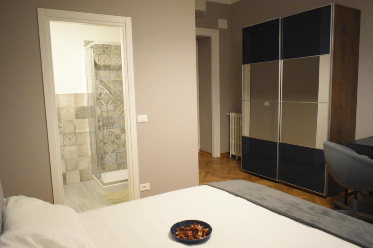 Residence Montanelli Триест Экстерьер фото
